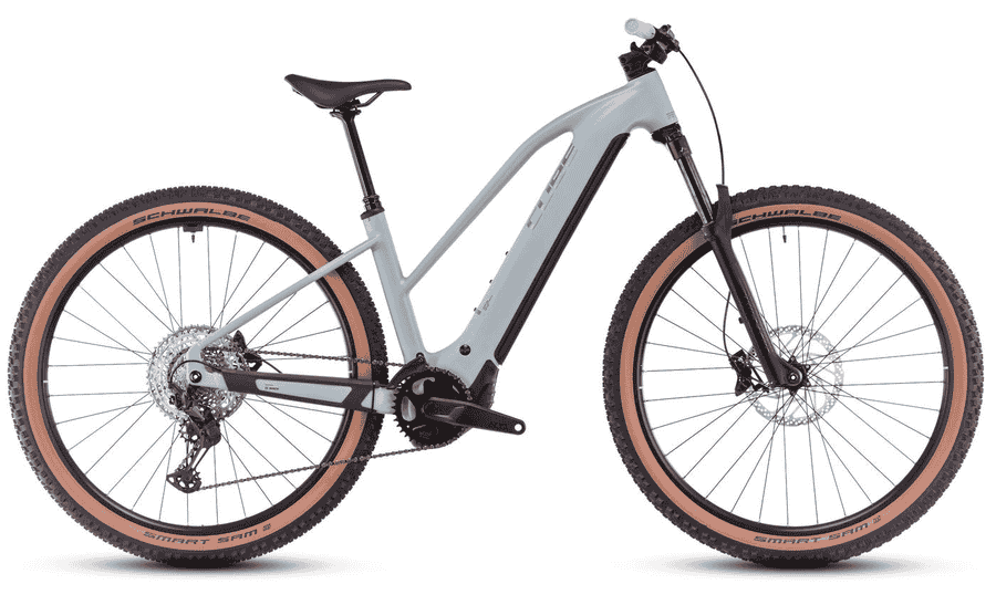 Cube Reaction Hybrid Race - 27.5 / 29 Zoll 800Wh 12K Trapez - desertgreen n prism